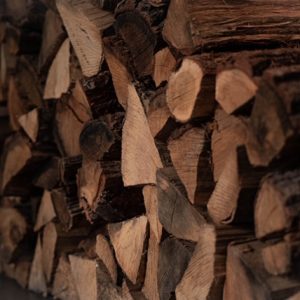 Ovengedroogd haardhout